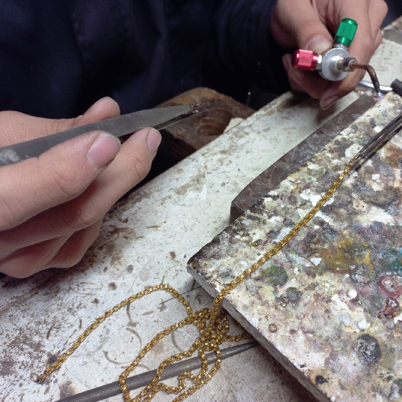 کارگاه طلاسازی آرش