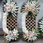 تاج گل سبد گل جام گل تبریک تسلیت ترحیم ختم جشن افتتاحیه و نمایشگاهی برای نمایشگاه بین المللی