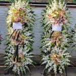 تاج گل سبد گل جام گل تبریک تسلیت ترحیم ختم جشن افتتاحیه و نمایشگاهی برای نمایشگاه بین المللی