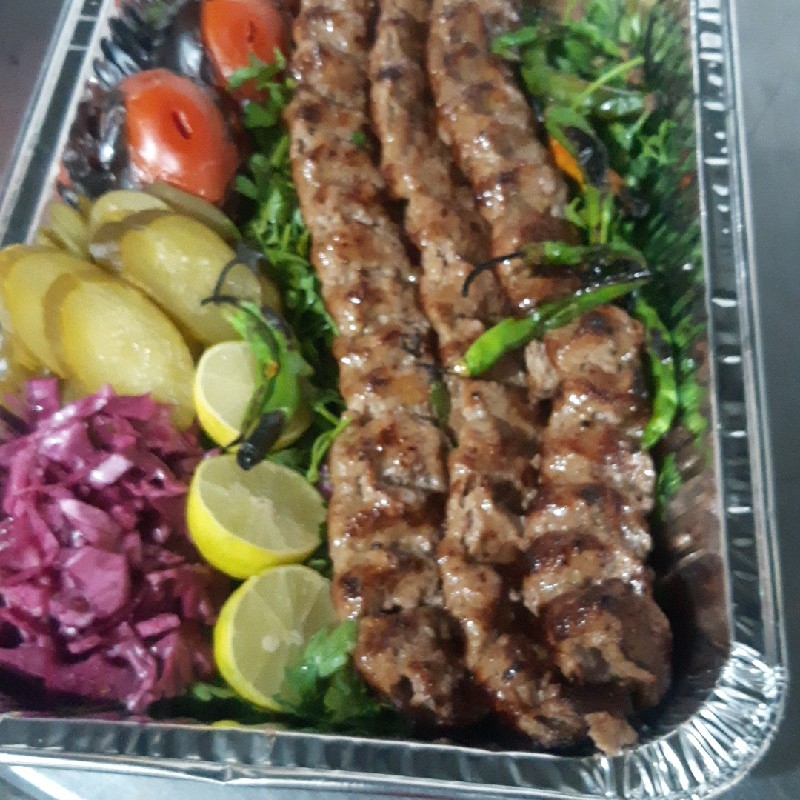 تهیه  غذای پاک  امیران